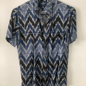 American Eagle button down shirt